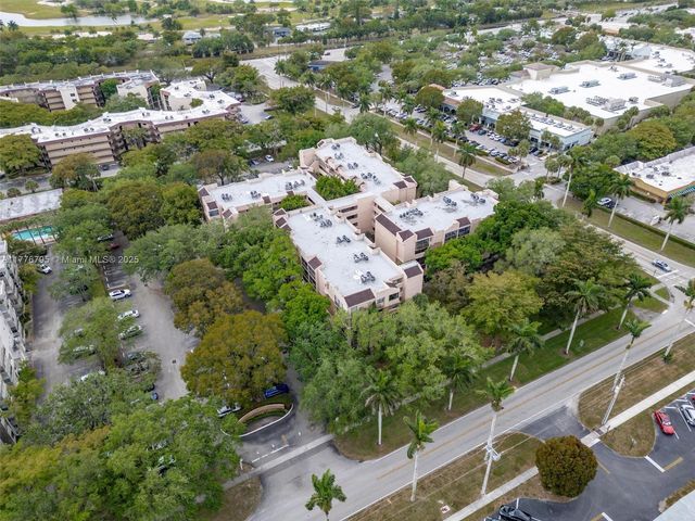 6800 Cypress Rd 513, Plantation, FL 33317