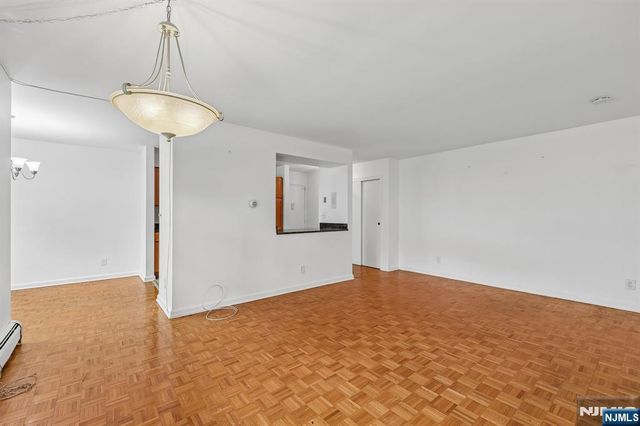 135-167 S Maple Avenue 137 H, Ridgewood, NJ 07450