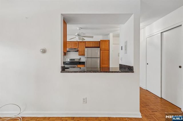135-167 S Maple Avenue 137 H, Ridgewood, NJ 07450