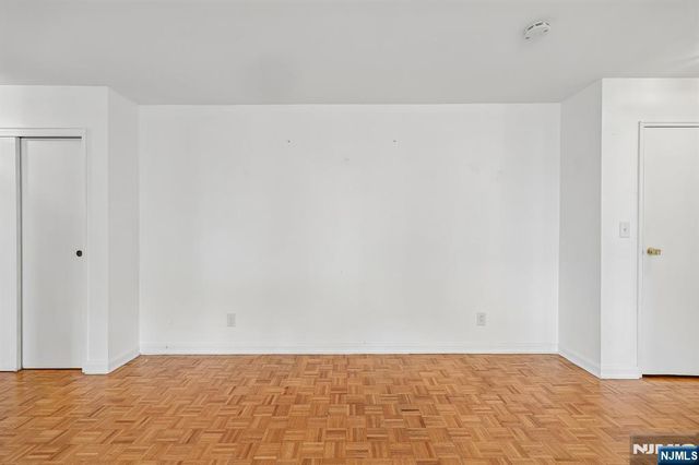 135-167 S Maple Avenue 137 H, Ridgewood, NJ 07450