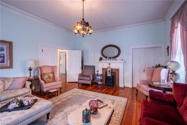 519 Maple Street, Mount Airy, NC 27030