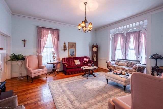 519 Maple Street, Mount Airy, NC 27030