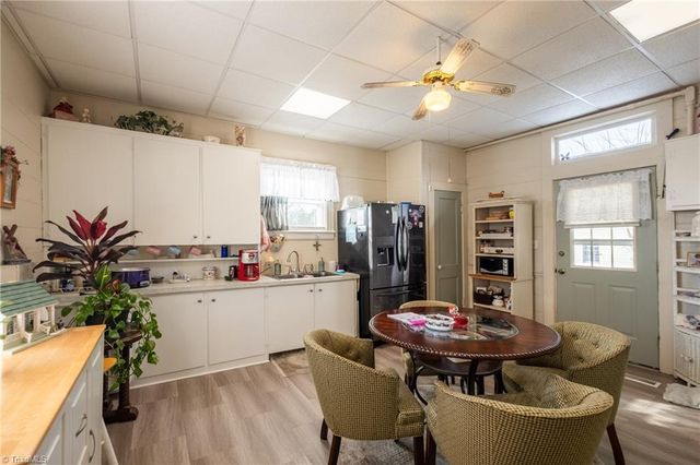 519 Maple Street, Mount Airy, NC 27030