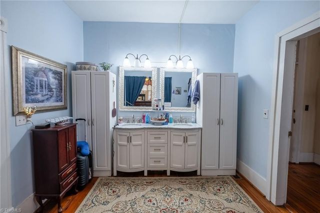 519 Maple Street, Mount Airy, NC 27030