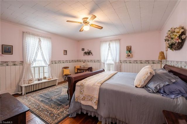 519 Maple Street, Mount Airy, NC 27030