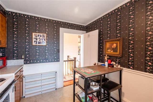 519 Maple Street, Mount Airy, NC 27030