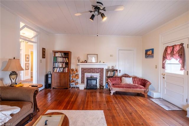 519 Maple Street, Mount Airy, NC 27030