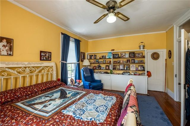 519 Maple Street, Mount Airy, NC 27030