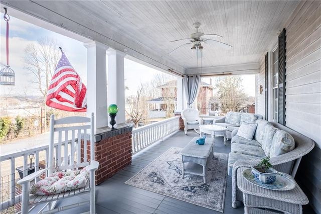 519 Maple Street, Mount Airy, NC 27030