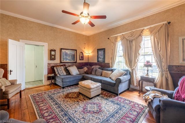 519 Maple Street, Mount Airy, NC 27030