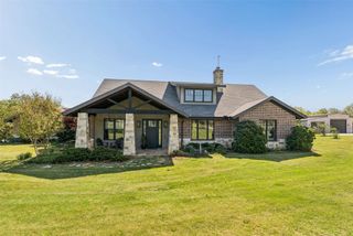 7430 Dawn Avenue, Pilot Point, TX 76258