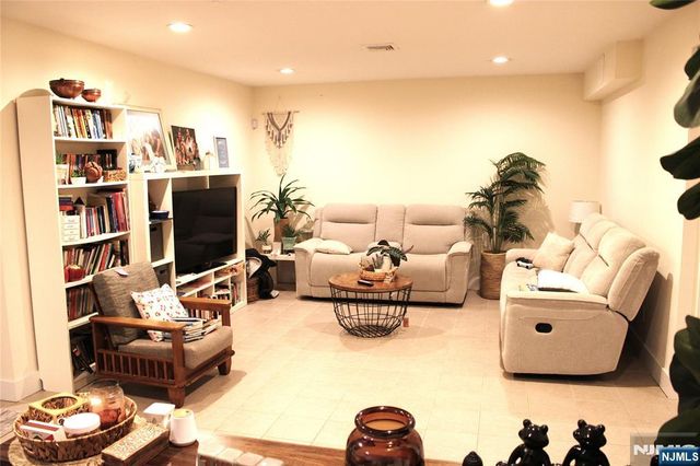 294-296 Tenafly Road, Tenafly, NJ 07670