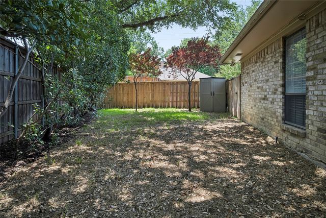 10504 Berry Knoll Drive, Dallas, TX 75230