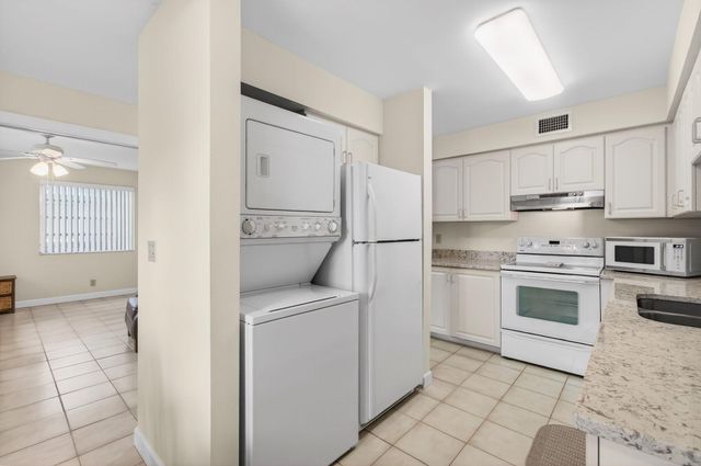 13682 VIA FLORA A, Delray Beach, FL 33484