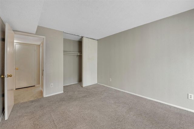 6345 Cattails Lane, Houston, TX 77035