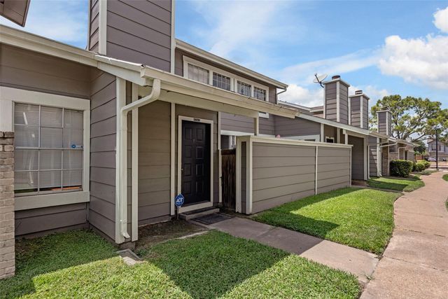 6345 Cattails Lane, Houston, TX 77035