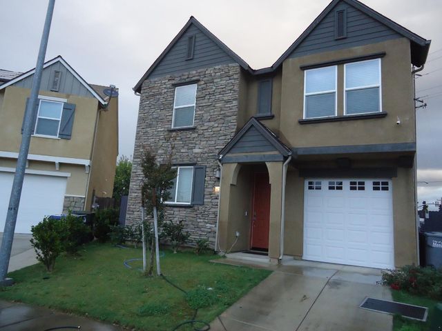 4254 Berryesa Ave, Merced, CA 95348