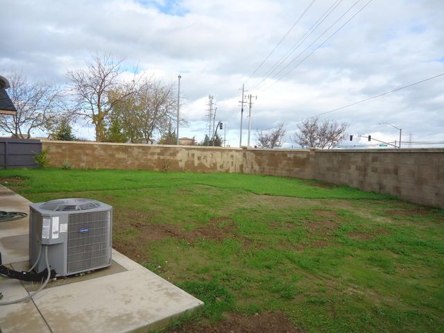 4254 Berryesa Ave, Merced, CA 95348