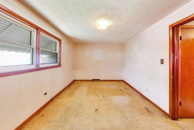 6506 S Laflin Street, Chicago, IL 60636
