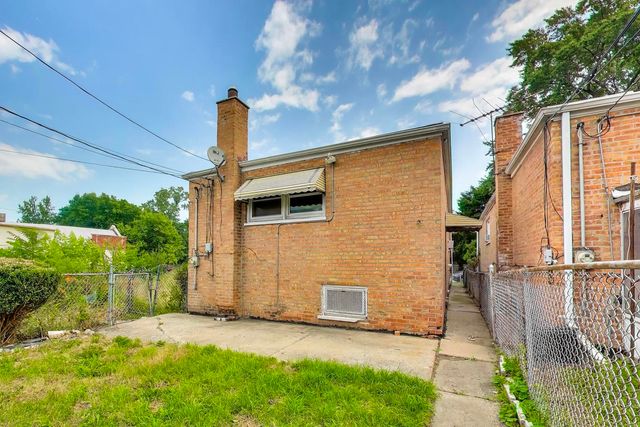 6506 S Laflin Street, Chicago, IL 60636