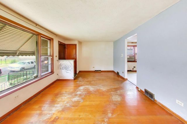6506 S Laflin Street, Chicago, IL 60636