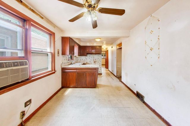 6506 S Laflin Street, Chicago, IL 60636