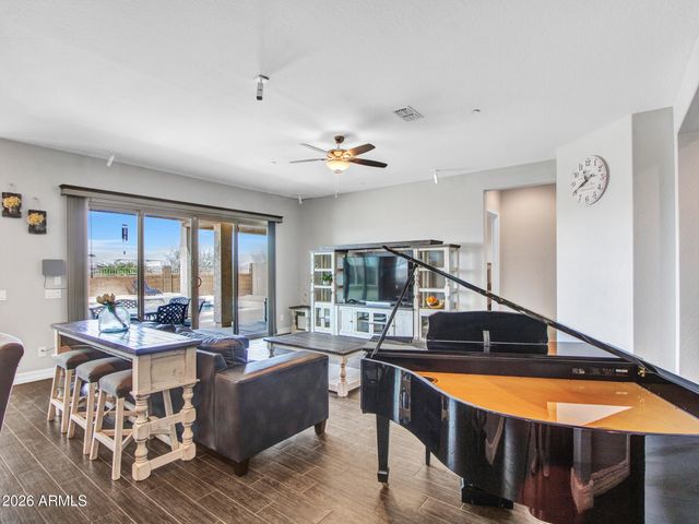 25554 N 103RD Avenue, Peoria, AZ 85383