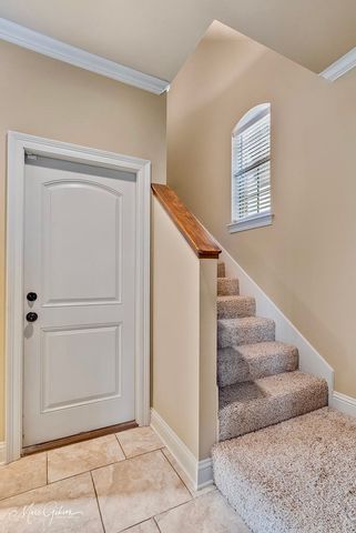 619 Bitter Pecan Dr., Bossier City, LA 71111