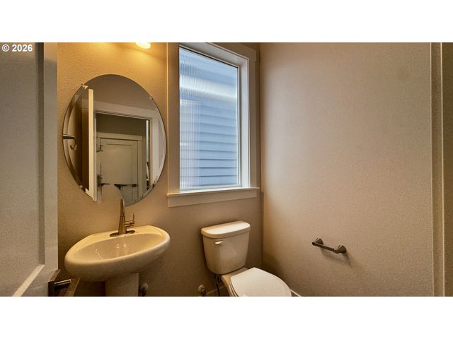 16920 Sw Pomelo Dr, King City, OR 97140