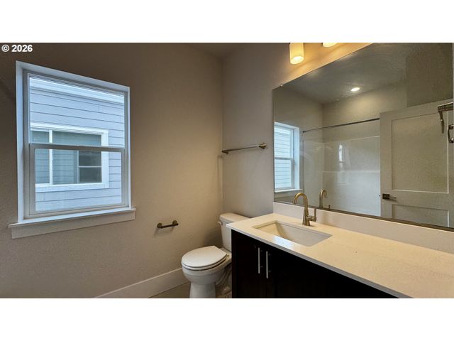 16920 Sw Pomelo Dr, King City, OR 97140