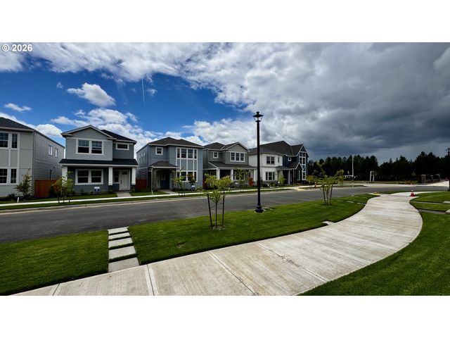 16920 Sw Pomelo Dr, King City, OR 97140