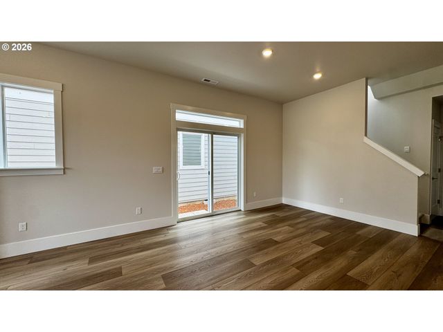 16920 Sw Pomelo Dr, King City, OR 97140