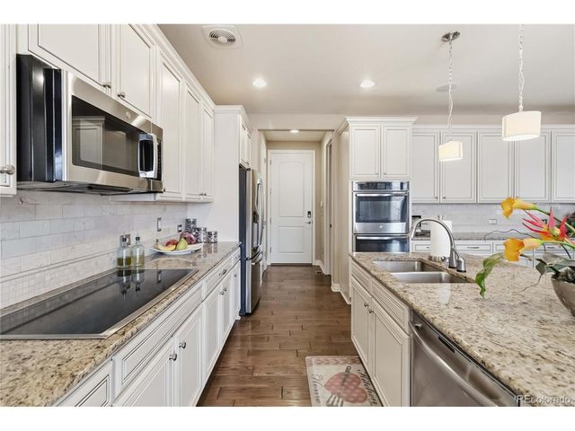 20509 E Brunswick Pl, Aurora, CO 80013