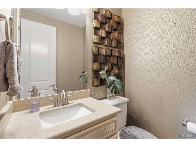 20509 E Brunswick Pl, Aurora, CO 80013