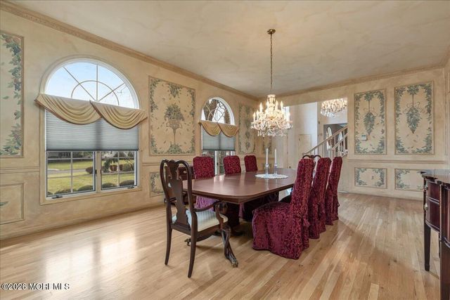 5 Tara Court, Holmdel, NJ 07733