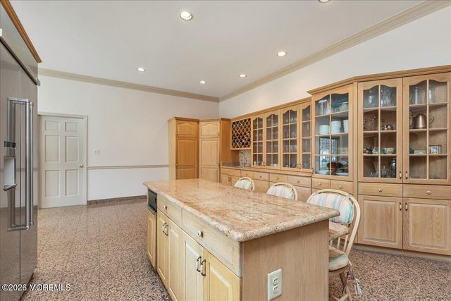 5 Tara Court, Holmdel, NJ 07733