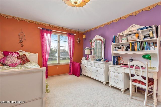 5 Tara Court, Holmdel, NJ 07733