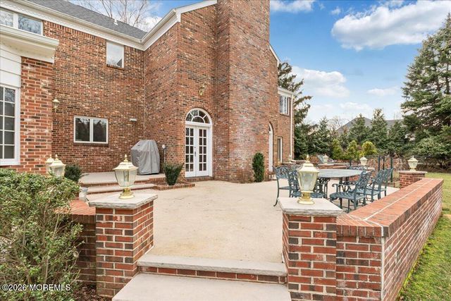 5 Tara Court, Holmdel, NJ 07733