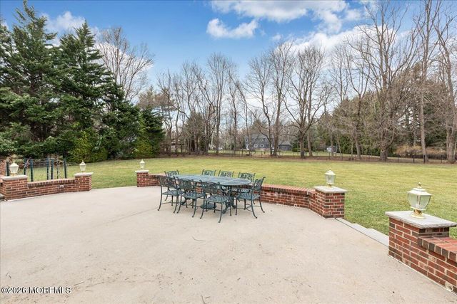 5 Tara Court, Holmdel, NJ 07733