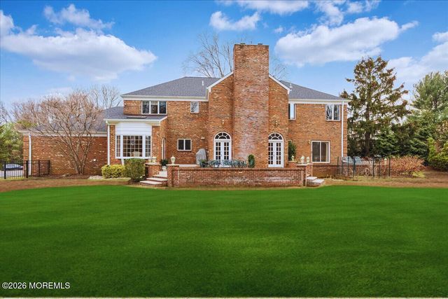 5 Tara Court, Holmdel, NJ 07733