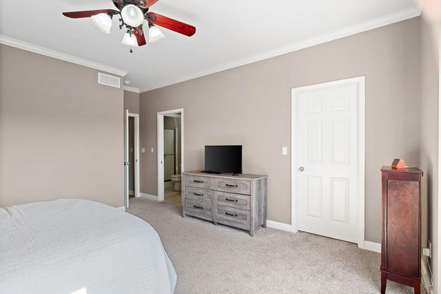 2301 CORONA RD, Columbia, MO 65203
