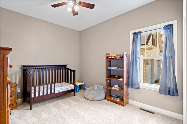 2301 CORONA RD, Columbia, MO 65203