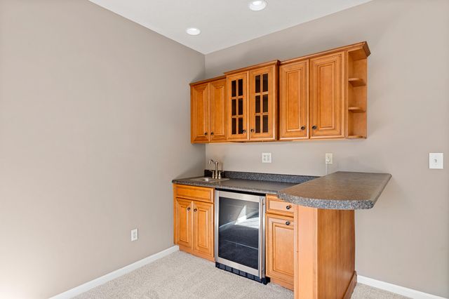 2301 CORONA RD, Columbia, MO 65203