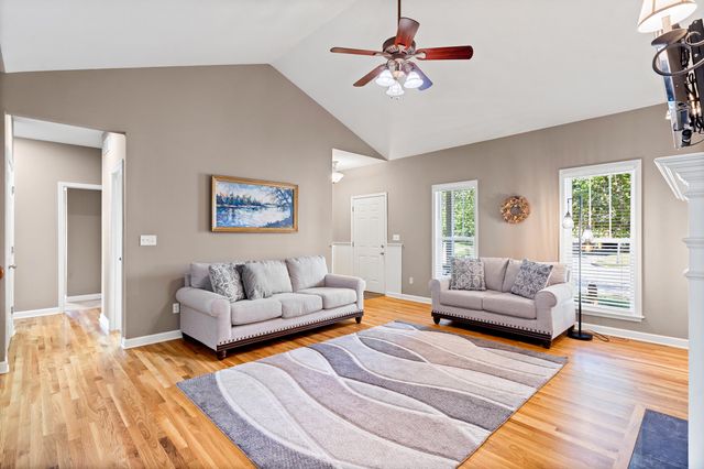 2301 CORONA RD, Columbia, MO 65203