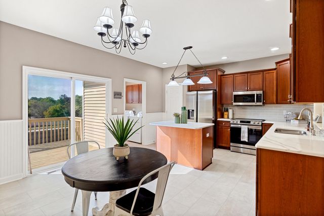 2301 CORONA RD, Columbia, MO 65203