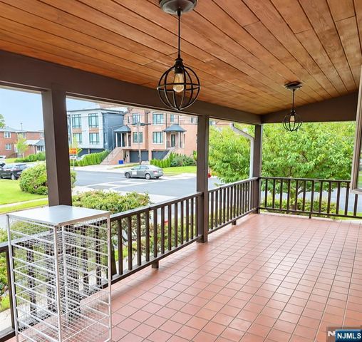 343 Tremont Avenue 2, Fort Lee, NJ 07024
