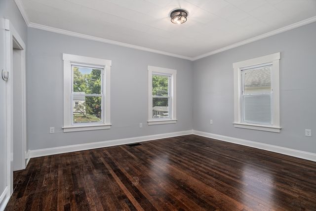38 Cottage Street, Leominster, MA 01453