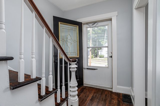 38 Cottage Street, Leominster, MA 01453