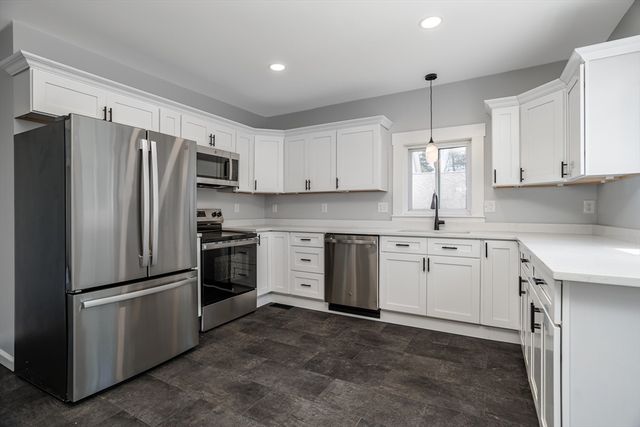 38 Cottage Street, Leominster, MA 01453