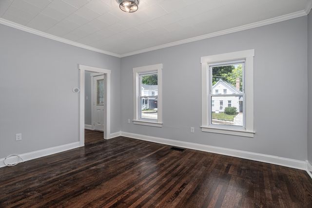 38 Cottage Street, Leominster, MA 01453